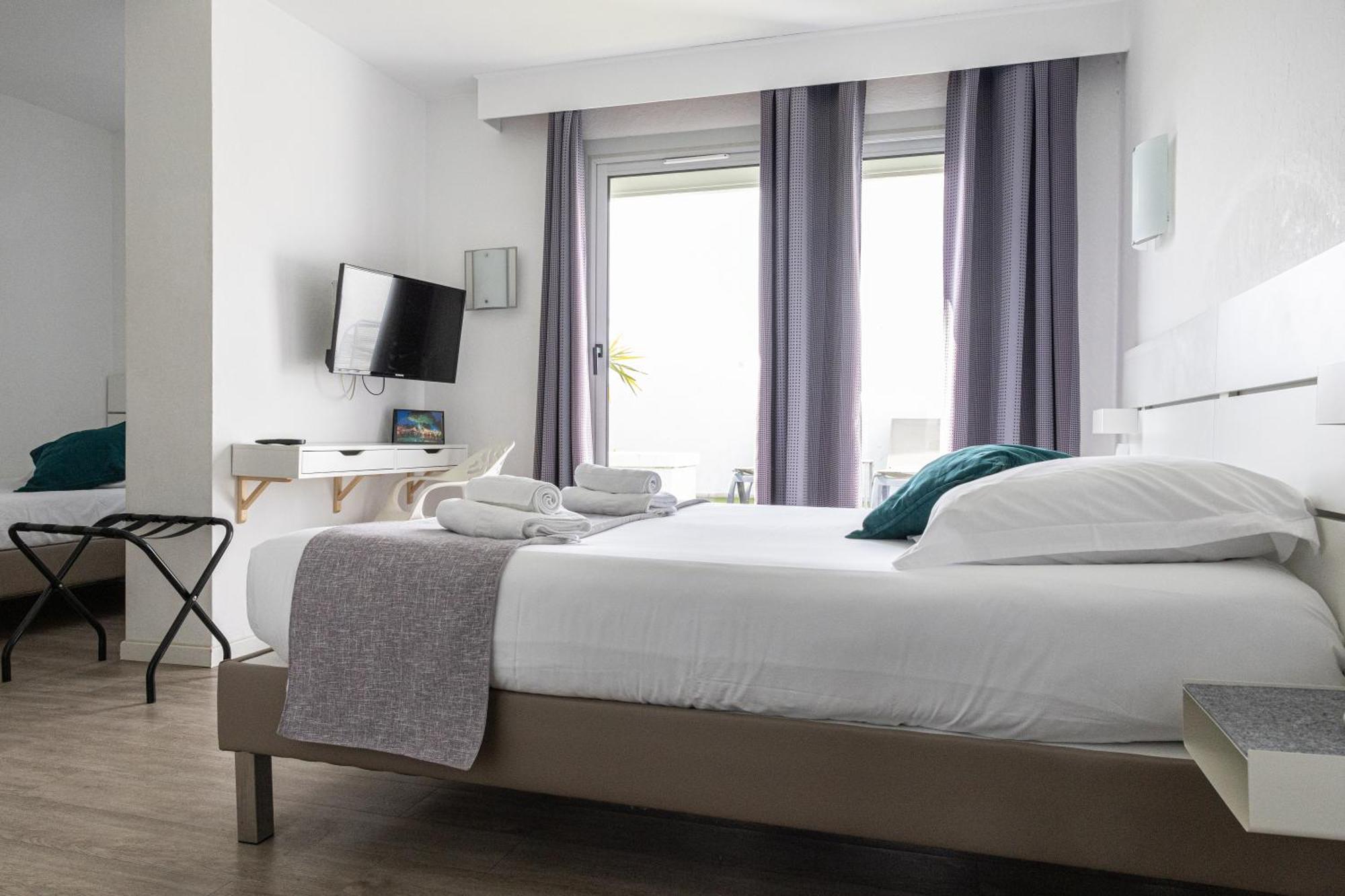 Hotel Aquarius Кане Экстерьер фото